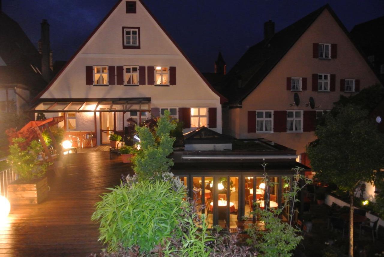 Hotel-Restaurant Goldenes Lamm Dinkelsbühl Exterior foto