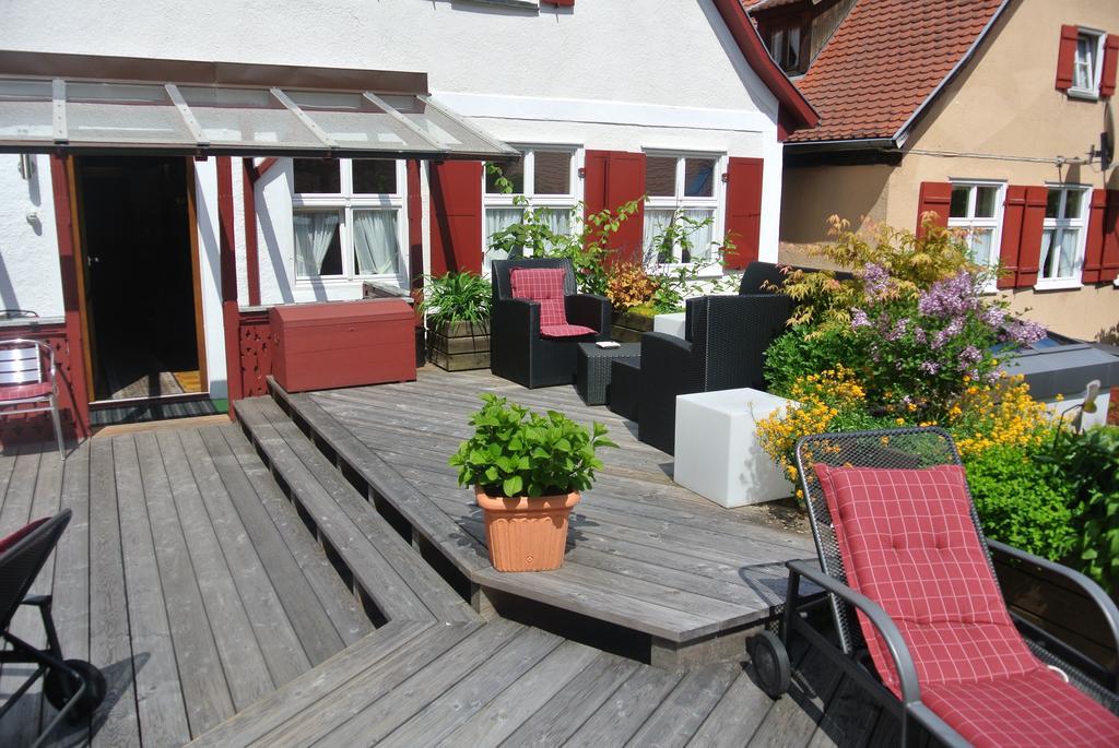 Hotel-Restaurant Goldenes Lamm Dinkelsbühl Exterior foto