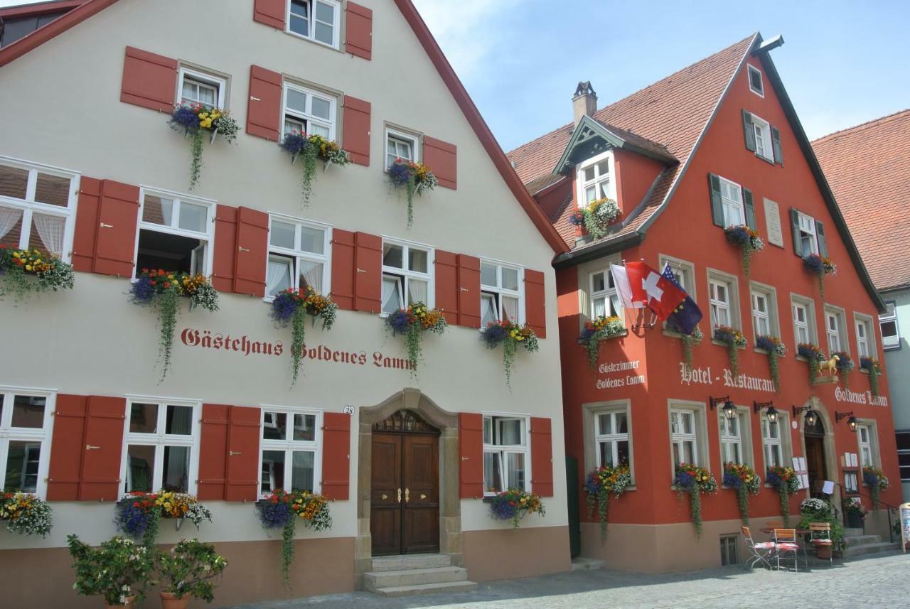 Hotel-Restaurant Goldenes Lamm Dinkelsbühl Exterior foto